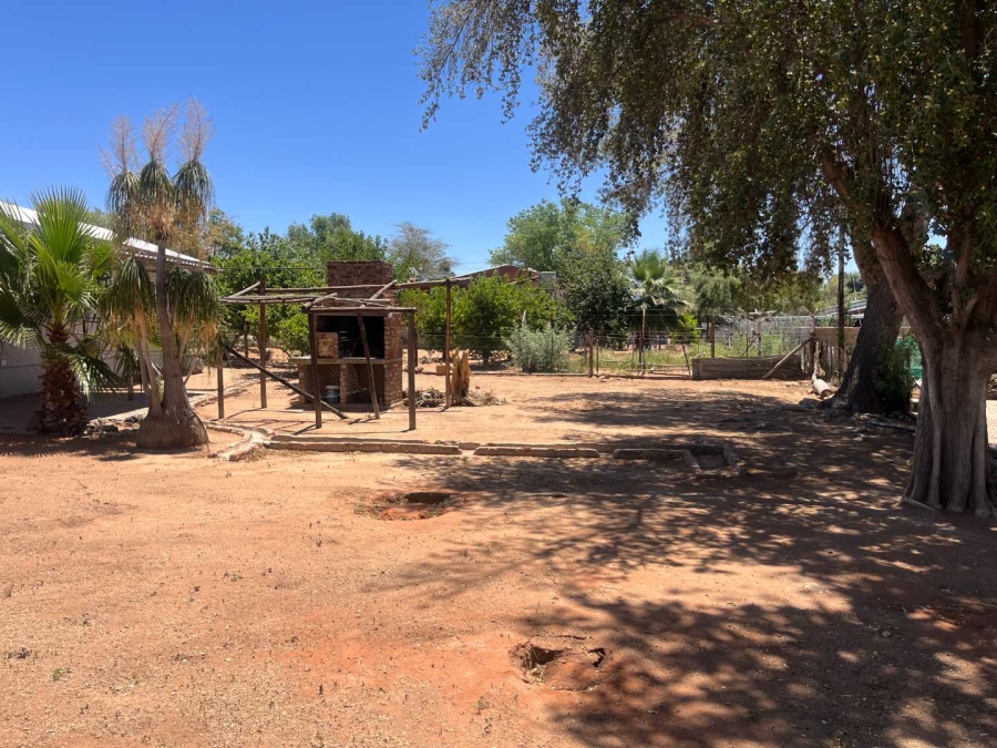 4 Bedroom Property for Sale in Keimoes Northern Cape